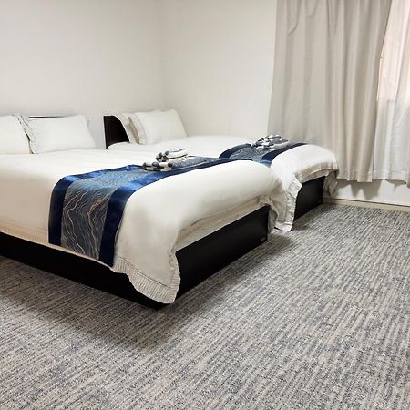 Rosenheim Tokyo Shinjuku Hotell Exteriör bild